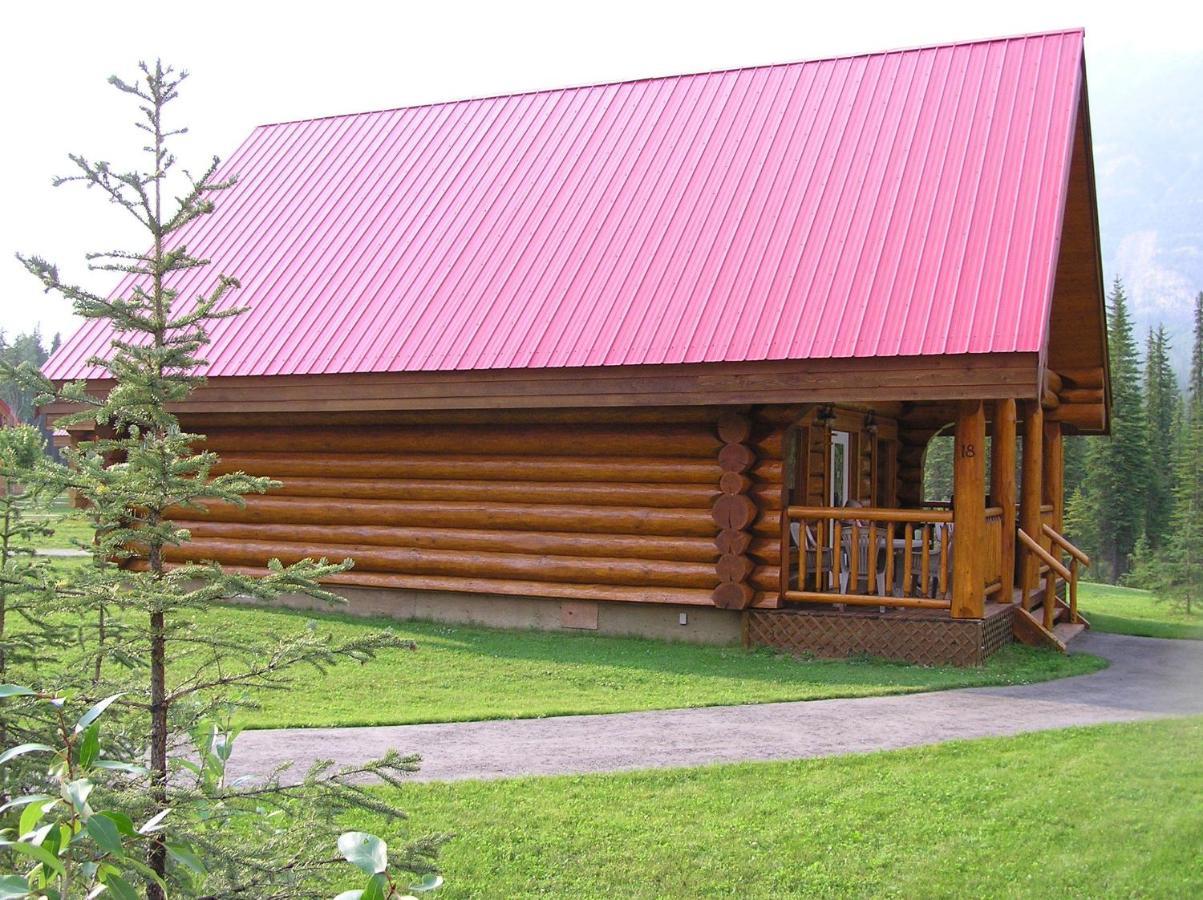 Yoho Chalets Vila Golden Exterior foto